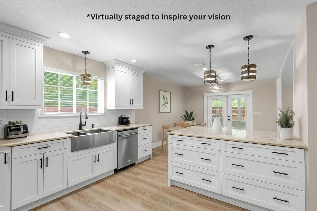 343 Oaklake Lane, Niceville, FL 32578