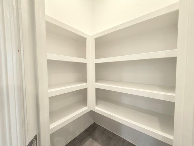 9662 Caney Trails Road, Conroe, TX 77303