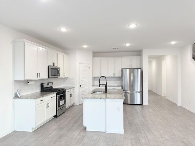 9662 Caney Trails Road, Conroe, TX 77303