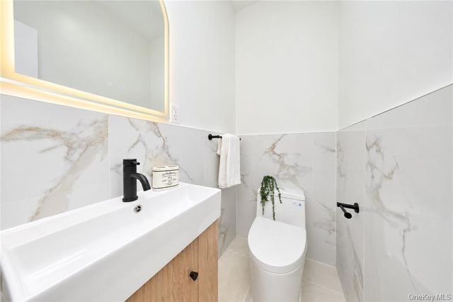 1804 Avenue W, Brooklyn, NY 11229