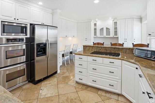 5554 S WHITE SPRINGS DR, Murray, UT 84123