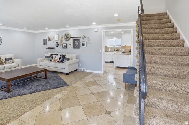 5554 S WHITE SPRINGS DR, Murray, UT 84123