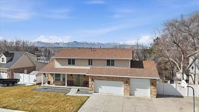 5554 S WHITE SPRINGS DR, Murray, UT 84123