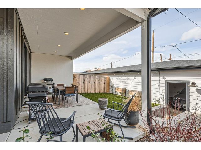 3261 S Sherman St, Englewood, CO 80113