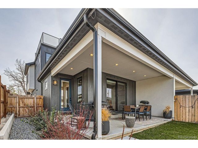 3261 S Sherman St, Englewood, CO 80113