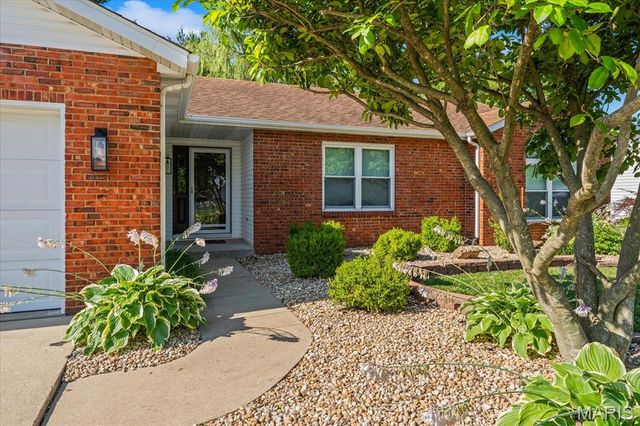 3862 Michael John Drive, Swansea, IL 62226