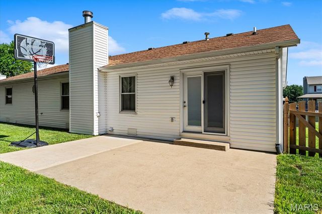 3862 Michael John Drive, Swansea, IL 62226