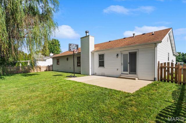 3862 Michael John Drive, Swansea, IL 62226