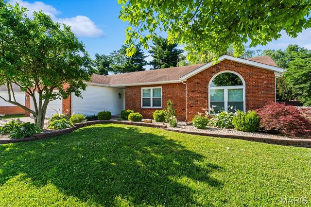 3862 Michael John Drive, Swansea, IL 62226