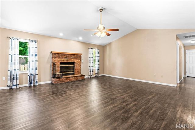 3862 Michael John Drive, Swansea, IL 62226