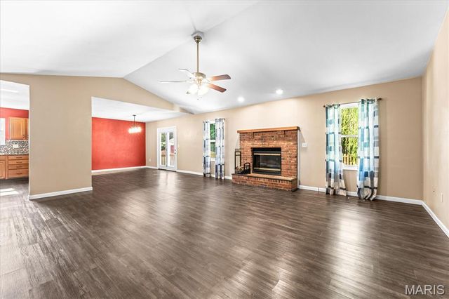 3862 Michael John Drive, Swansea, IL 62226