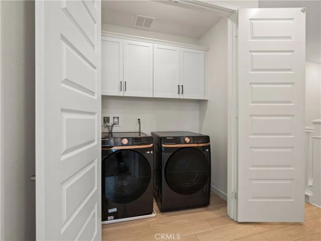 27148 Valley Oak Place, Valencia, CA 91381