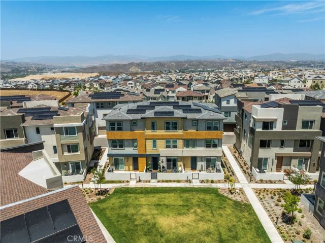 27148 Valley Oak Place, Valencia, CA 91381