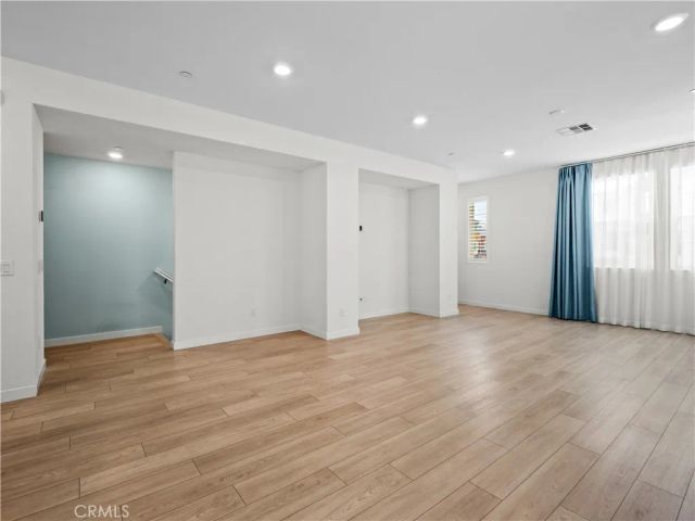 27148 Valley Oak Place, Valencia, CA 91381