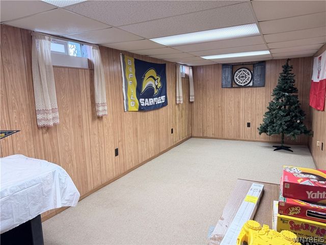 4815 Morgan Pkwy Parkway, Hamburg, NY 14075