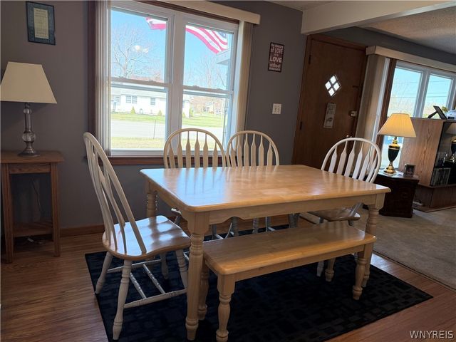 4815 Morgan Pkwy Parkway, Hamburg, NY 14075