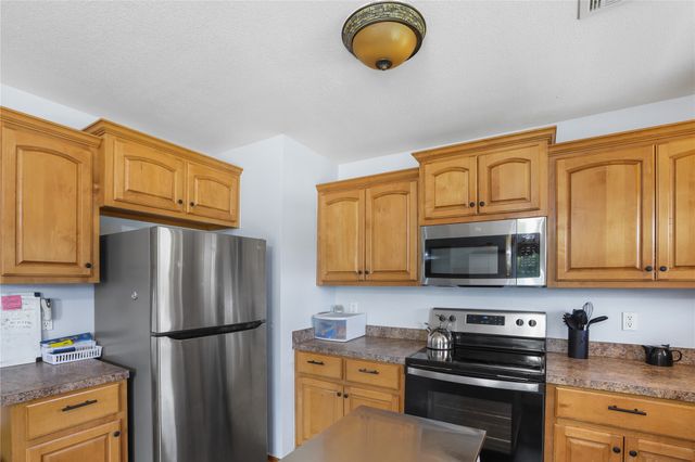 21599 S Sunny Lake Road, Claremore, OK 74019