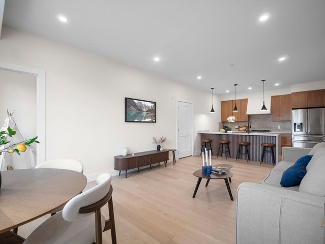 106-108 Bunker Hill St 1, Boston, MA 02129