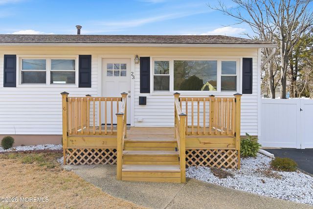 23 Bucknell Drive, Toms River, NJ 08757