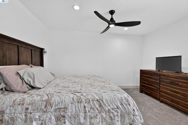 1249 Duffy Way, Brentwood, CA 94513