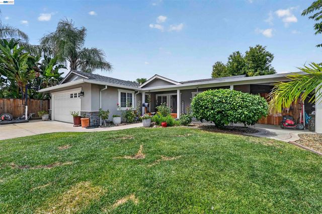 1249 Duffy Way, Brentwood, CA 94513