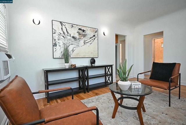 1035 Palm Ave, Martinez, CA 94553