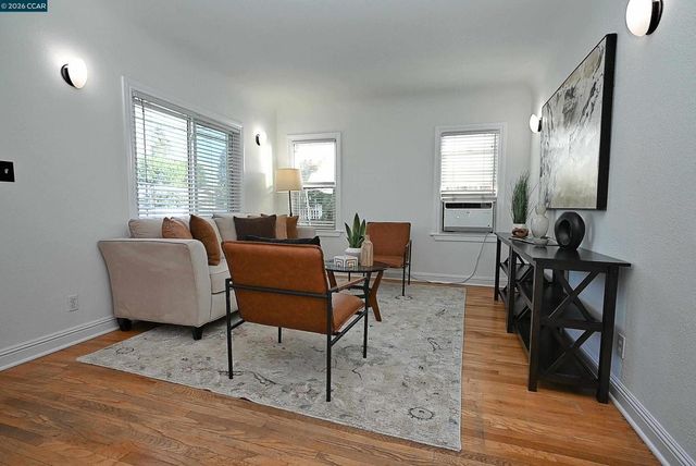 1035 Palm Ave, Martinez, CA 94553