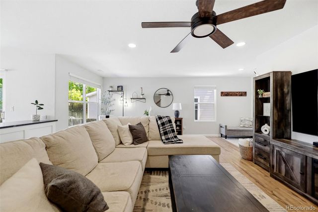 16013 E Nichols Place, Englewood, CO 80112