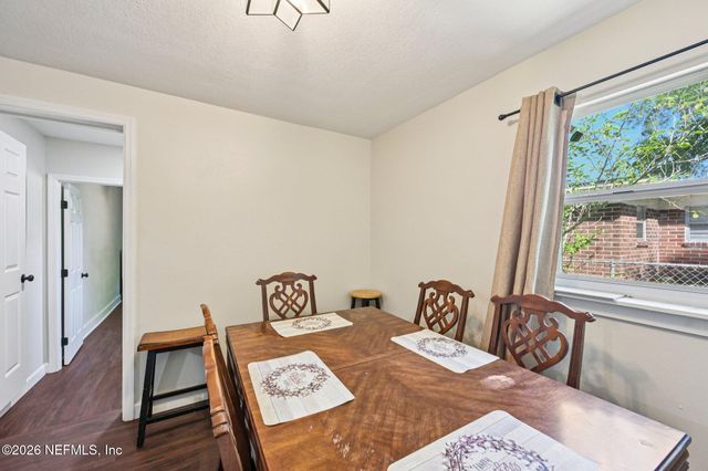 6471 KINLOCK Drive, Jacksonville, FL 32219