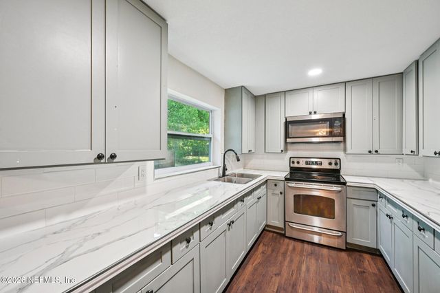 6471 KINLOCK Drive, Jacksonville, FL 32219