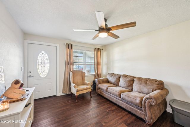 6471 KINLOCK Drive, Jacksonville, FL 32219