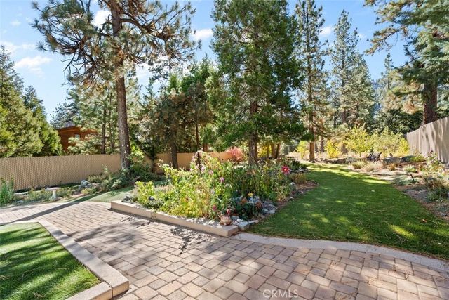 1585 Linnet, Wrightwood, CA 92397