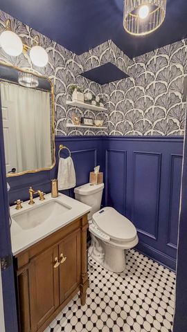 250 W Parliament Place 301, Mount Prospect, IL 60056