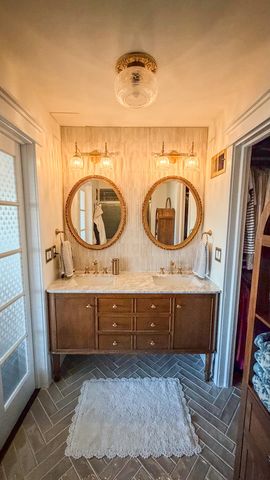 250 W Parliament Place 301, Mount Prospect, IL 60056