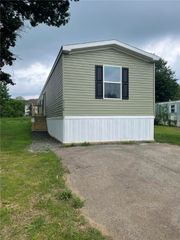 5118 A Holly Rd, Mt Pleasant Twp, PA 15666
