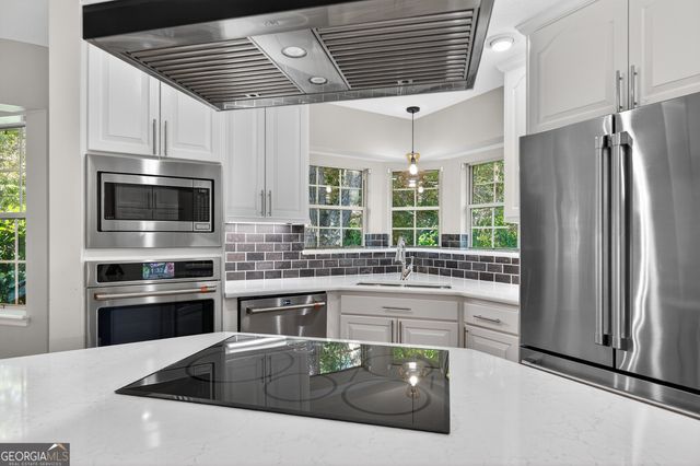 404 Morning Glory Road, St. Marys, GA 31558