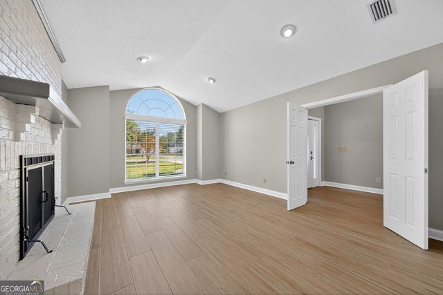 404 Morning Glory Road, St. Marys, GA 31558