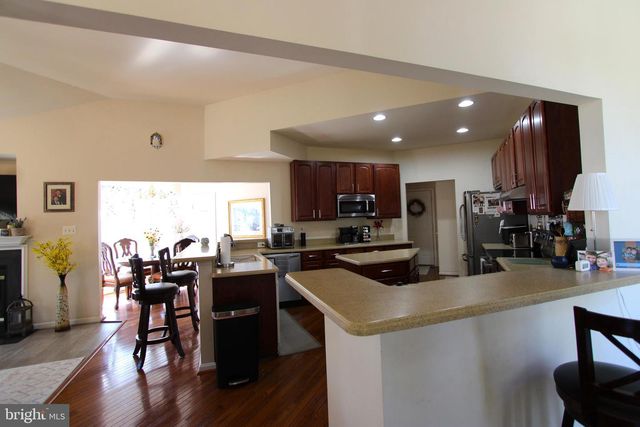 4346 MOUNTAIN RD, Pasadena, MD 21122