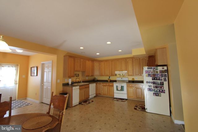 4346 MOUNTAIN RD, Pasadena, MD 21122