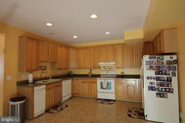 4346 MOUNTAIN RD, Pasadena, MD 21122