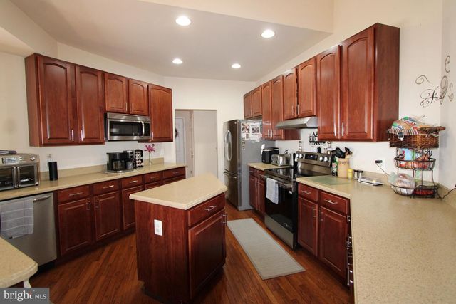4346 MOUNTAIN RD, Pasadena, MD 21122