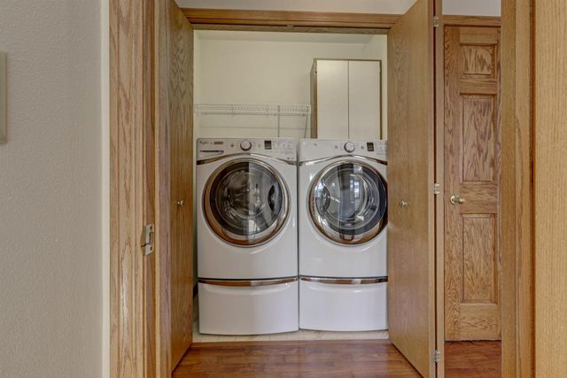 311 PARKVIEW LANE, Kimberly, WI 54136