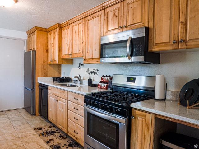 772 N LIBERTY AVE, Ogden, UT 84404
