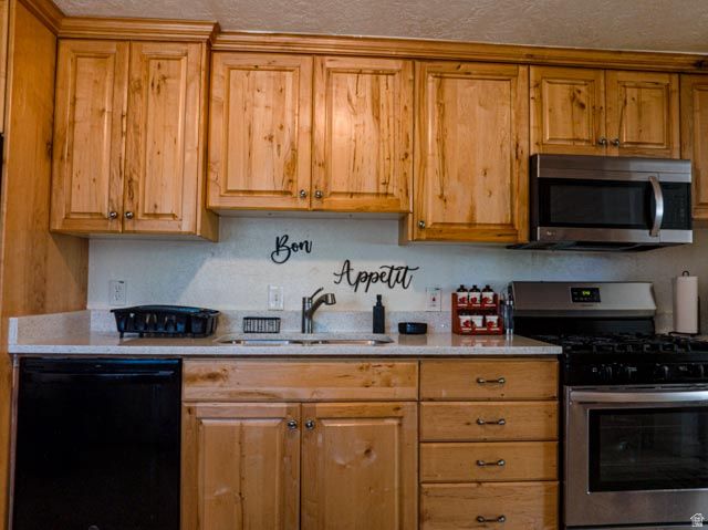 772 N LIBERTY AVE, Ogden, UT 84404