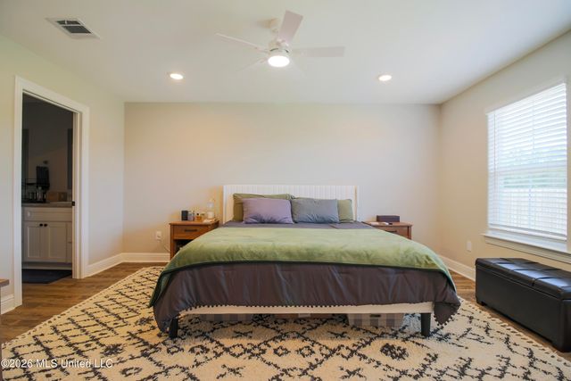 3220 Smugglers Cove, Ocean Springs, MS 39564