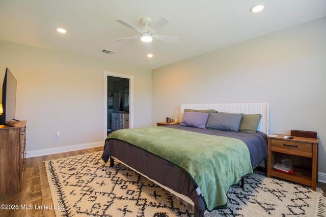 3220 Smugglers Cove, Ocean Springs, MS 39564