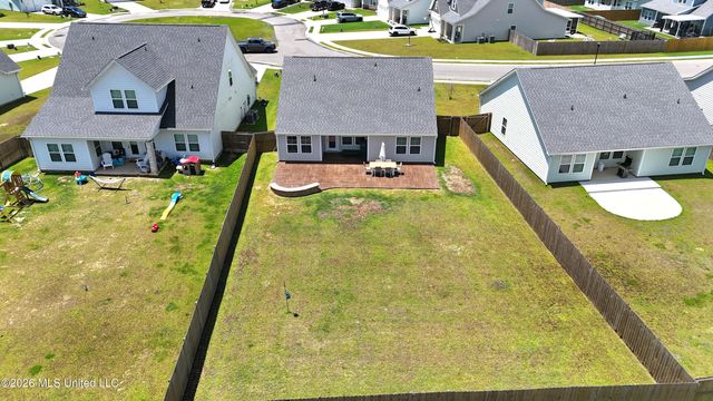 3220 Smugglers Cove, Ocean Springs, MS 39564