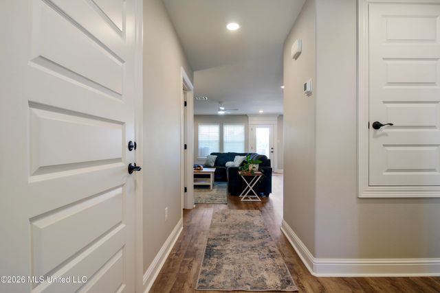 3220 Smugglers Cove, Ocean Springs, MS 39564