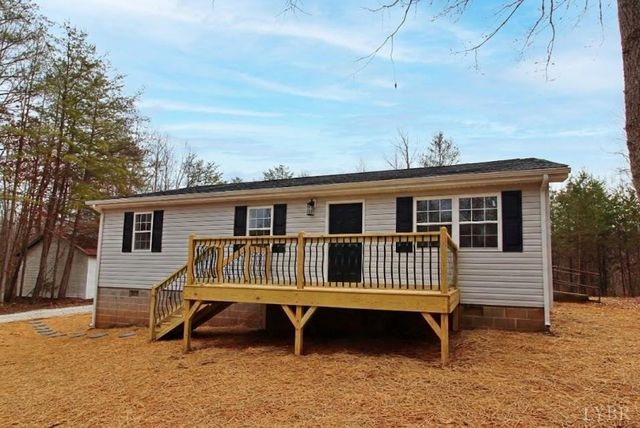 1740 Watt Abbitt Road, Appomattox, VA 24522
