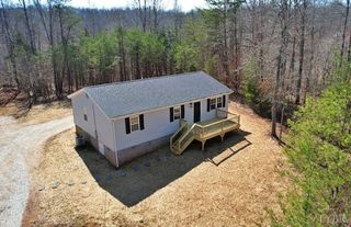 1740 Watt Abbitt Road, Appomattox, VA 24522
